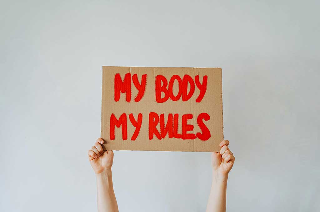 Le Silence Institutionnel